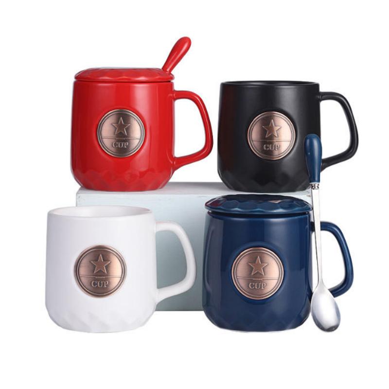 Star Metal Badge 400 ml keramische koffiemok met deksel en lepel